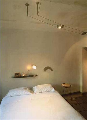 Vicolo Del Pozzo Hotell Barolo Exteriör bild